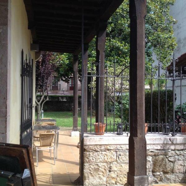 La Casona De Don Santos Hotel Проаса Екстериор снимка